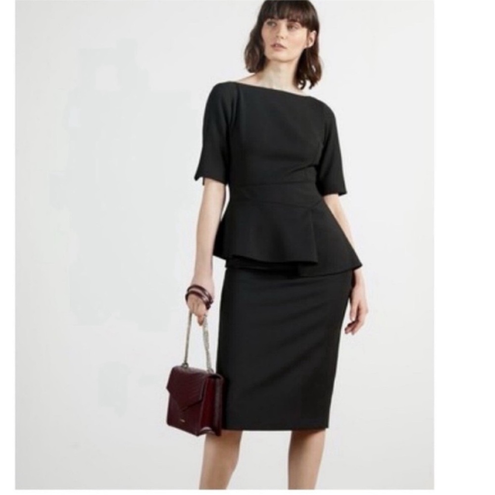 2024 COLLECTION TED BAKER ROMALAA FITTED DRESS SHORT SLEEVE TED SZ 10 orTED SZ 4